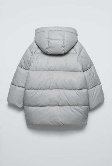 Тепла подовжена куртка фірмии zara