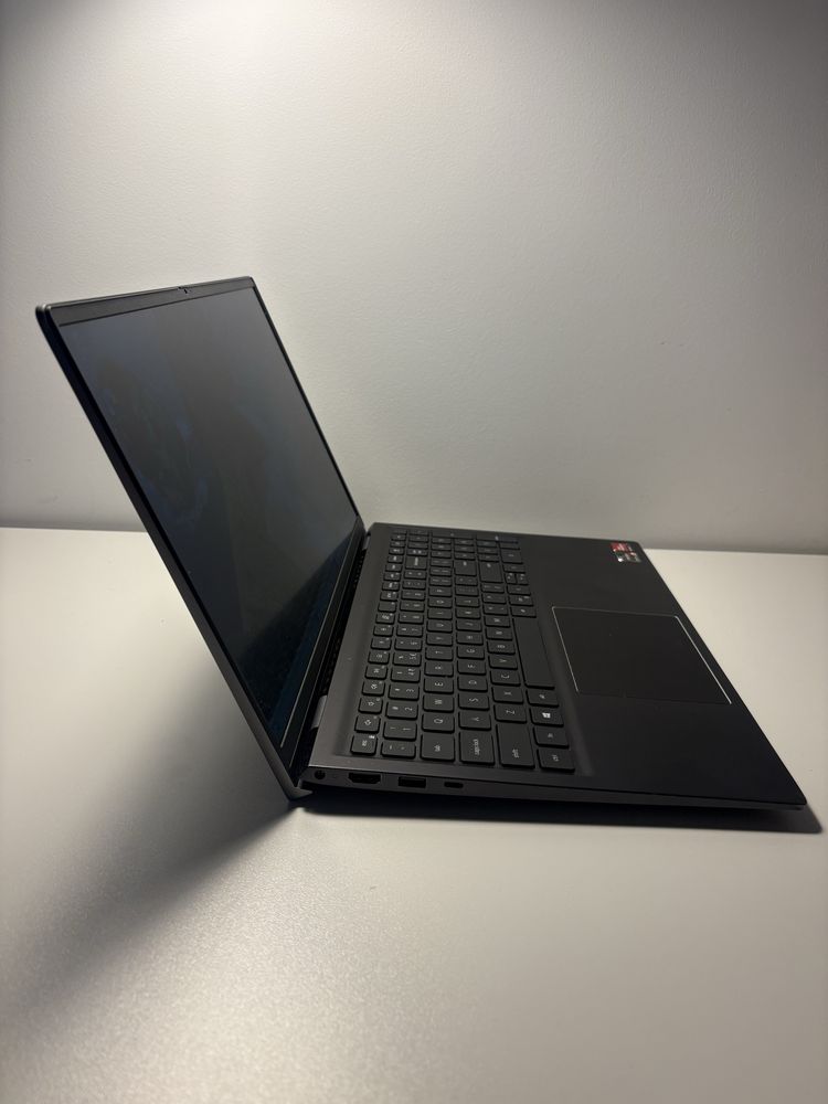 Dell Vostro 5515 Ryzen 5/16GB/512GB