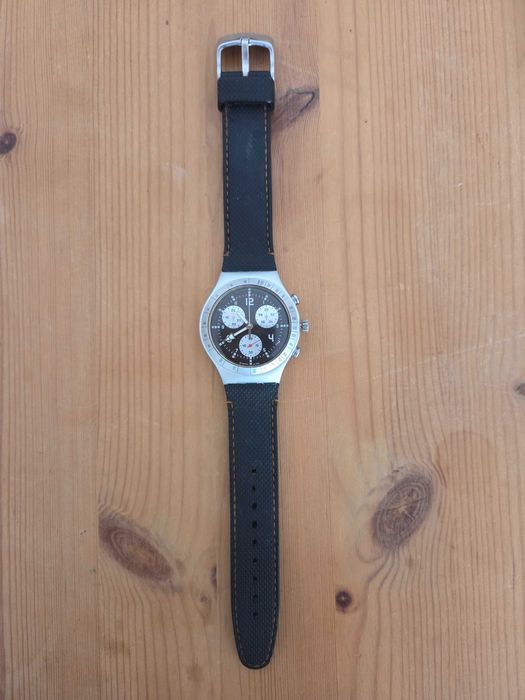 Relógio Swatch Irony Chrono preto