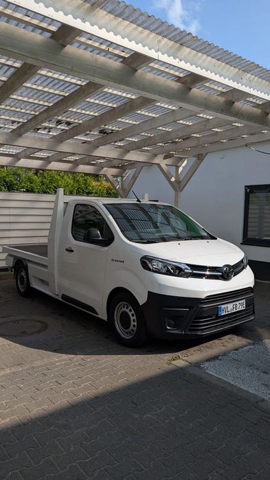 Toyota Proace Electric 75kwh (duża bateria) Platforma  Proace pierwszy właściciel bezwypadkowy jak nowy tylko1850km