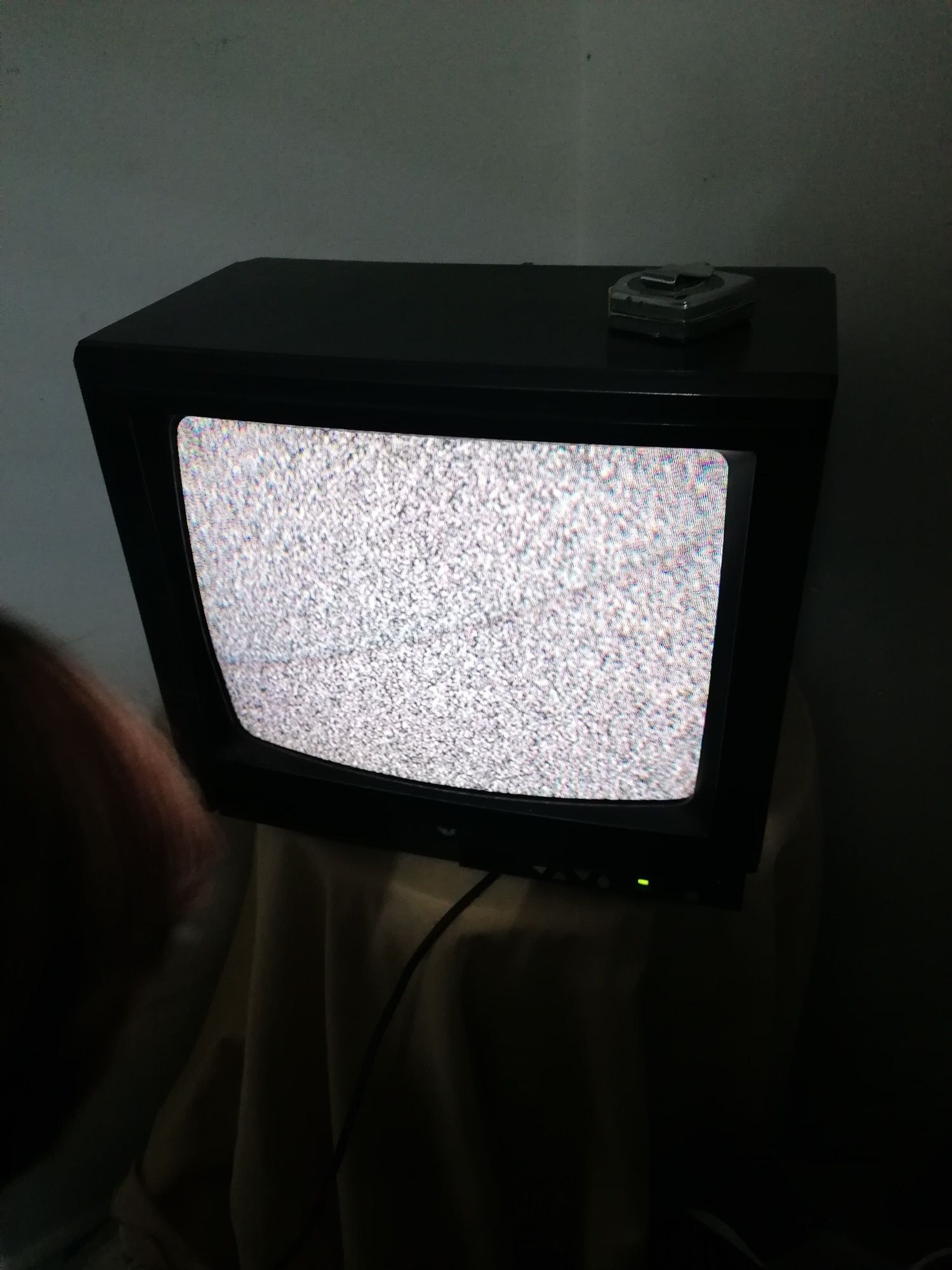 TV para peças 33cm