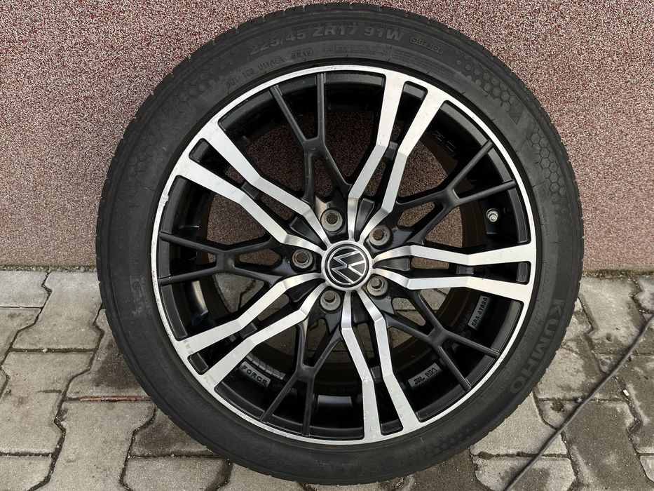 Диски з Резиною R17 5.112 Audi Volkswagen Skoda