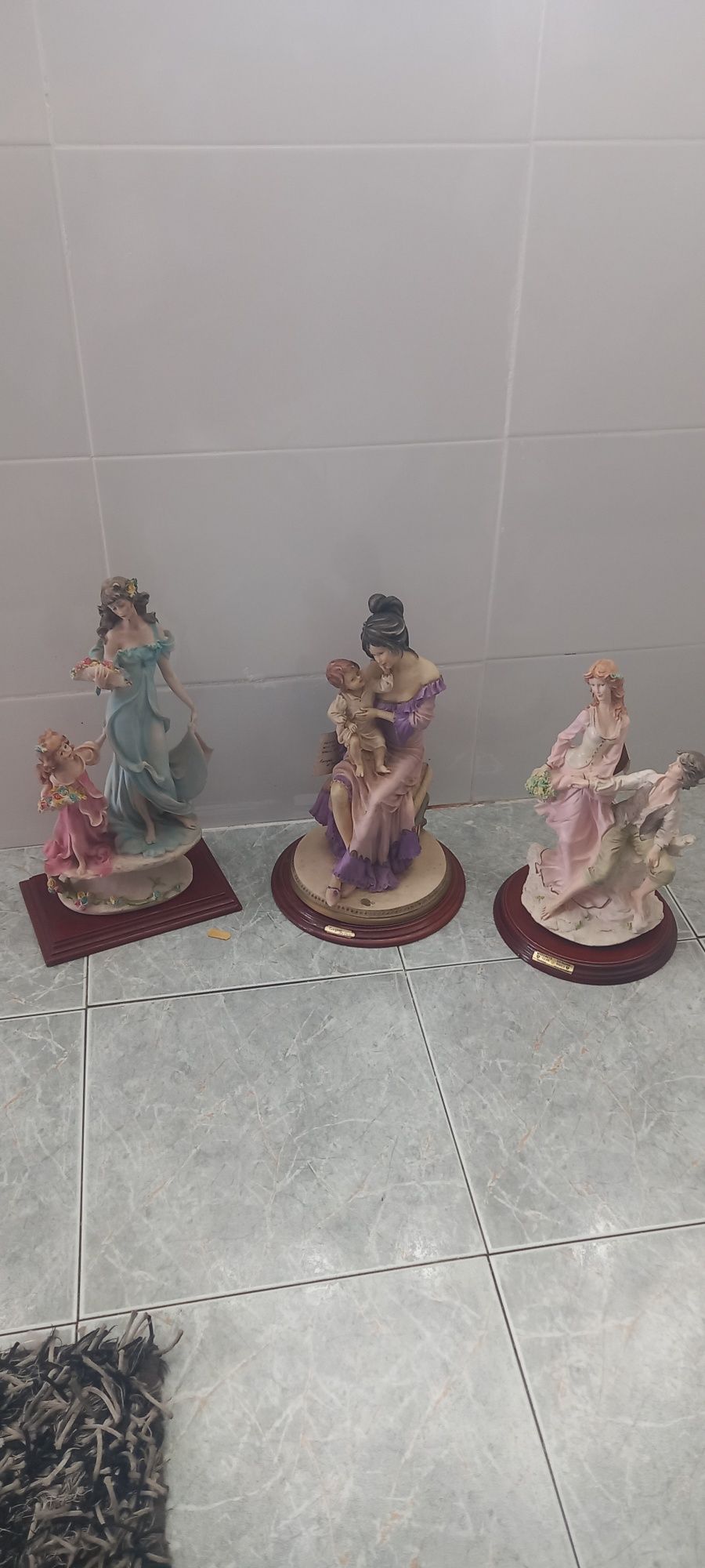 Vendo peças em louça