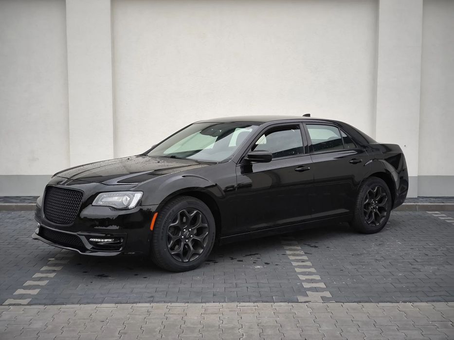 Chrysler 300 wersja S, napęd 4x4 AWD, faktura VAT 23%, leasing, kredyt