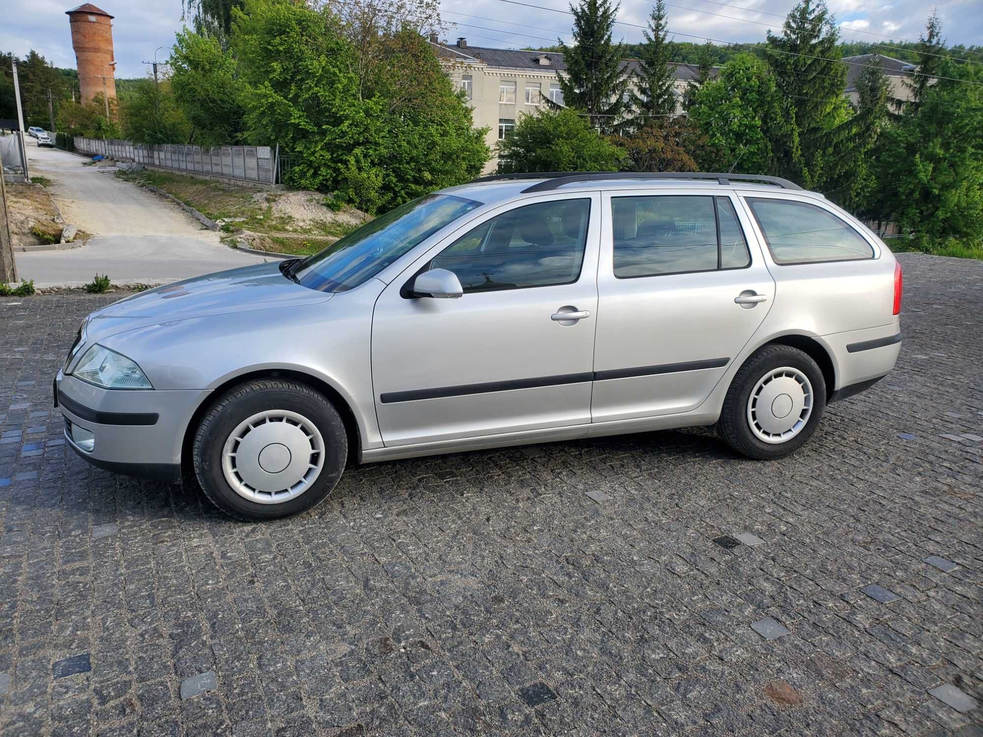 Шкода А5 1.6 MPI 2005 рік