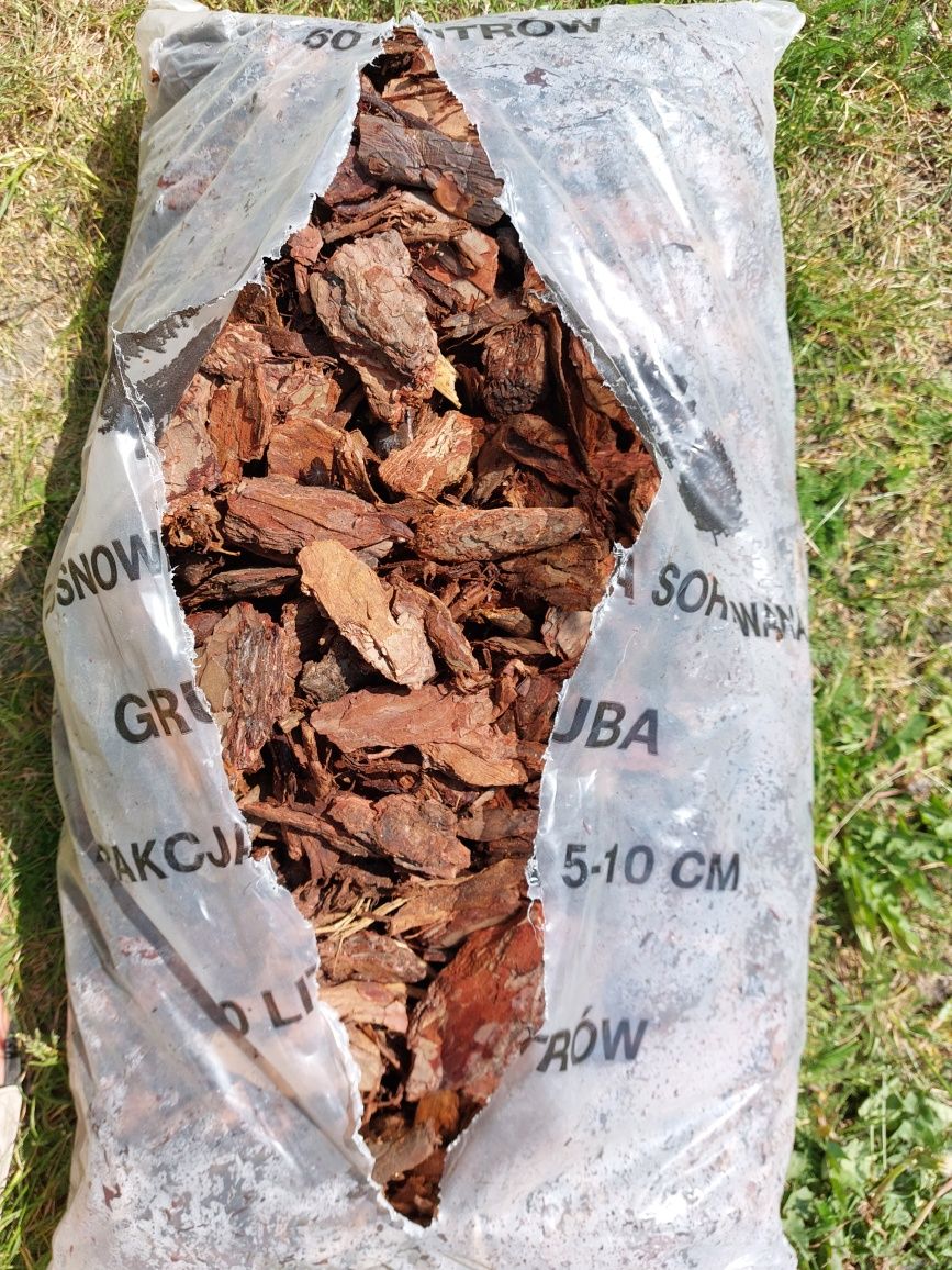 Kora sosnowa Torf kwaśny Ziemia ogrodowa