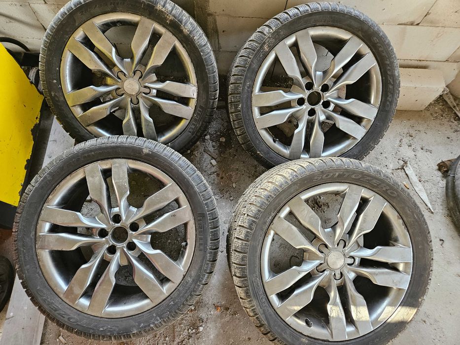 4 sztuki Opony zimowe Pirelli Sottozero 285/35 R19