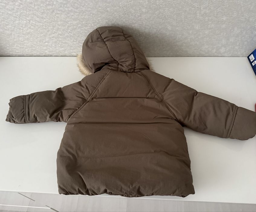 Пуховик куртка zara 104 на 3-4 роки