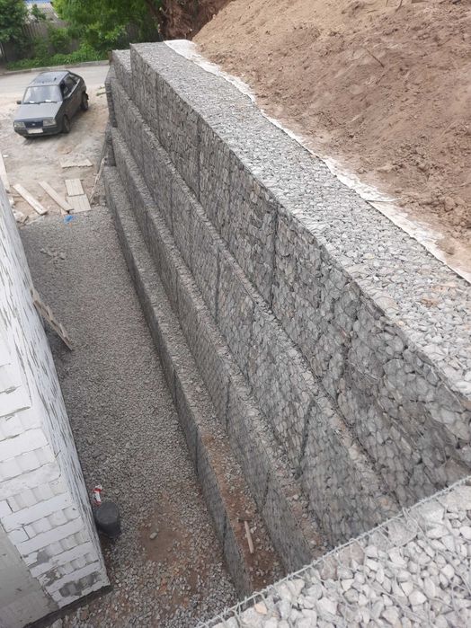 Габіони плетені для берегоукріплення, підпірних стін