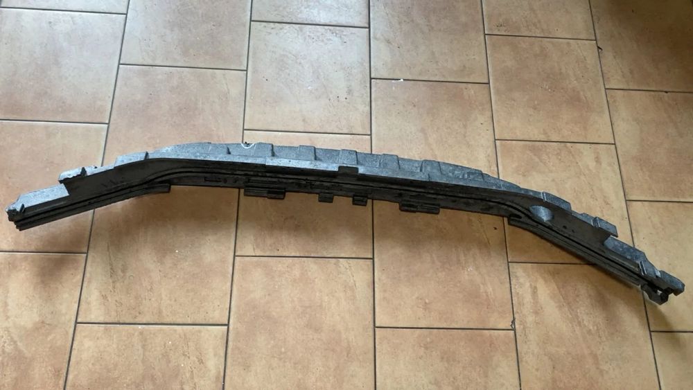 BMW X1 F48 M PAKIET ABSORBER ZDERZAKA PRZÓD PRZEDNIEGO 8059280 LEKKO USZKODZONY