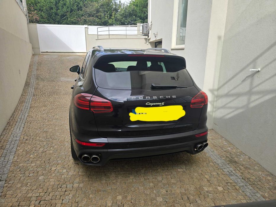 Porsche Cayenne S Hybrid 3.0