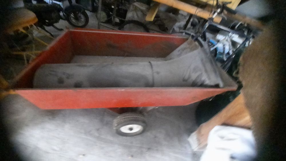 Traktorek kosiarka ogrodowa SNAPPER

LT12

LT12

LT12

LT12

LT12

LT1