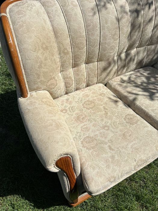 Vendo Sofá Cama em estado razoavel