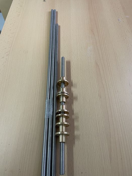 Śruba trapezowa T10