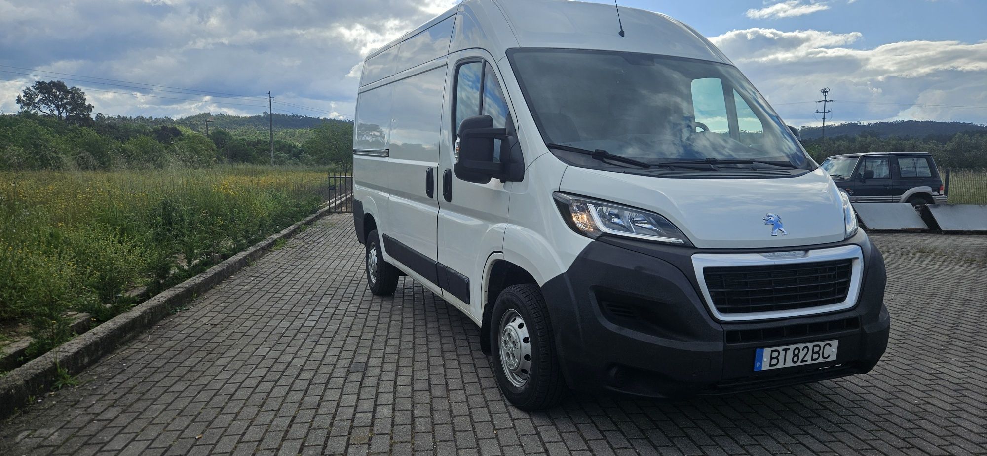 Peugeot boxer 2.2 hdi l2h2 170€/Mês