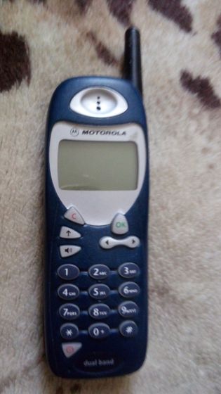 Motorola M3888 (1999 рiк)