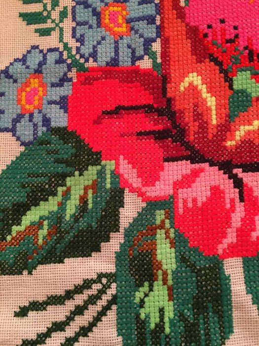 Ручна вишивка хрестиком / вишиті доріжки / вышивка крестиком