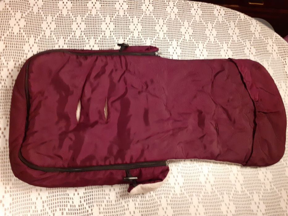 Bordowy śpiworek do wózka śpiwór dziecięcy