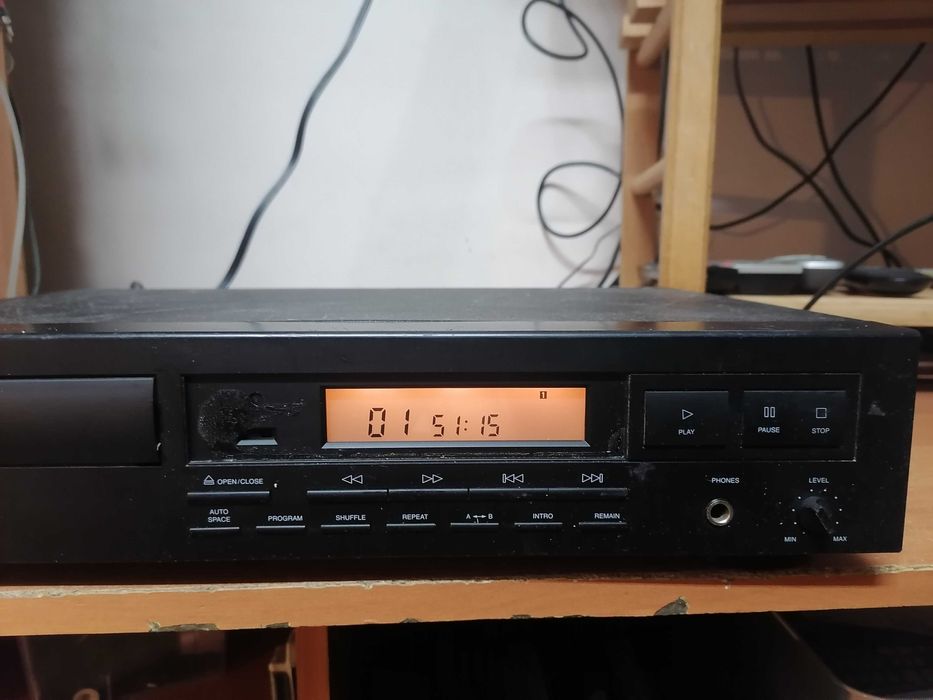 Odtwarzacz CD ALBA CD 420 /SANSUI model CD 420/SANSUI V 1000