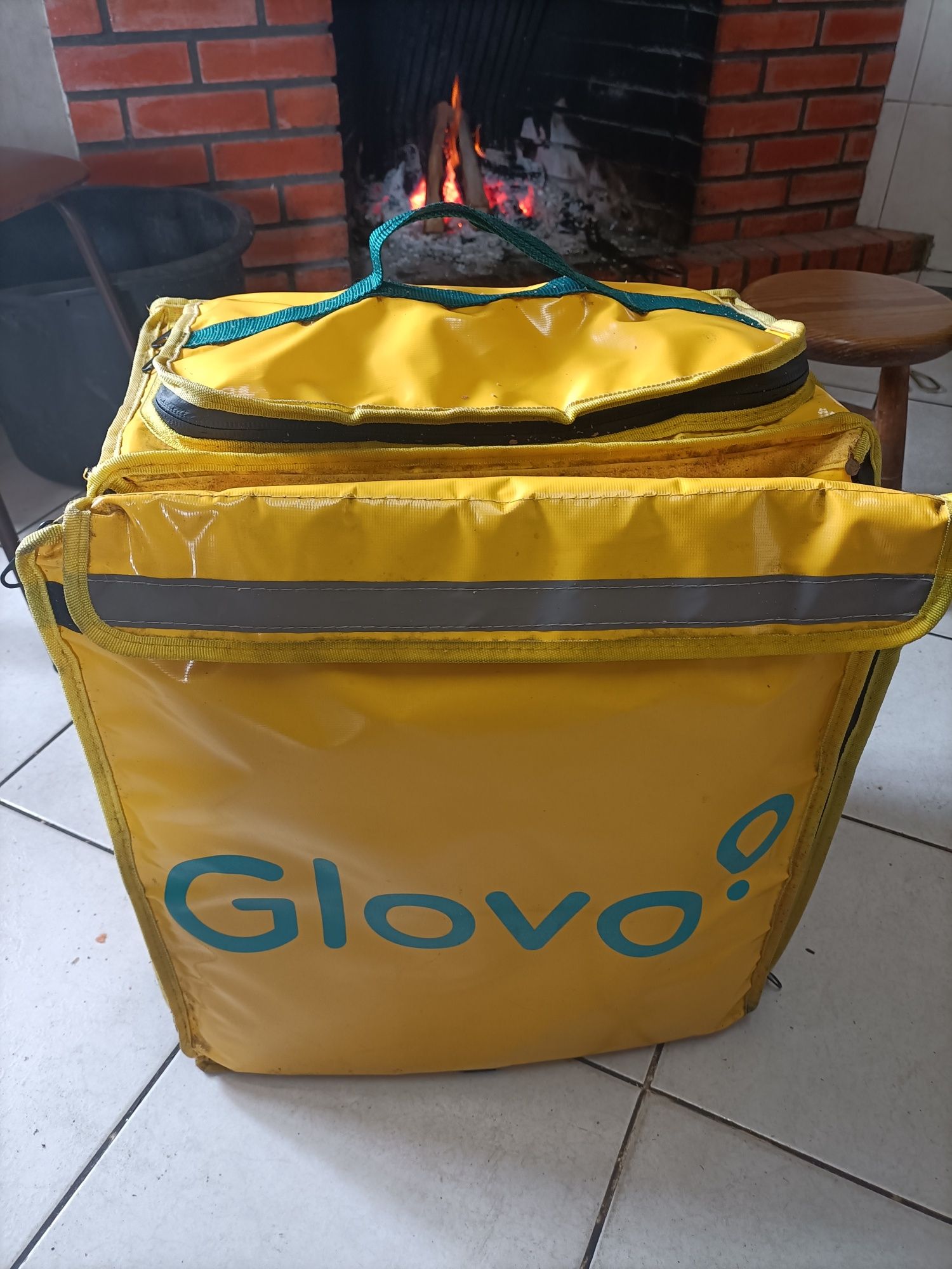 Vendo mochila globo totalmente nova