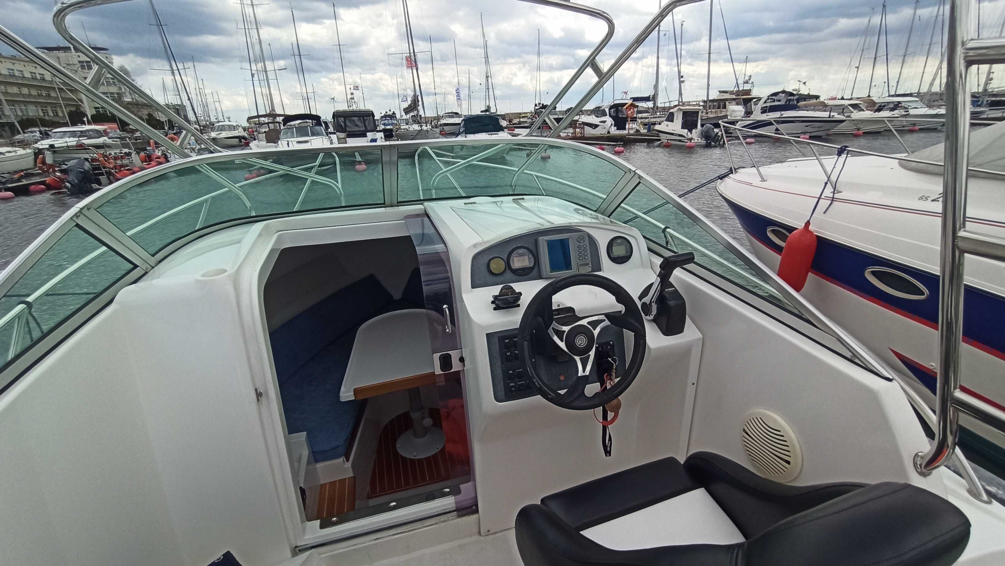 Sun sail Czarter łodzi motorowej motorówka Galeon, Gdynia Sopot Gdańsk