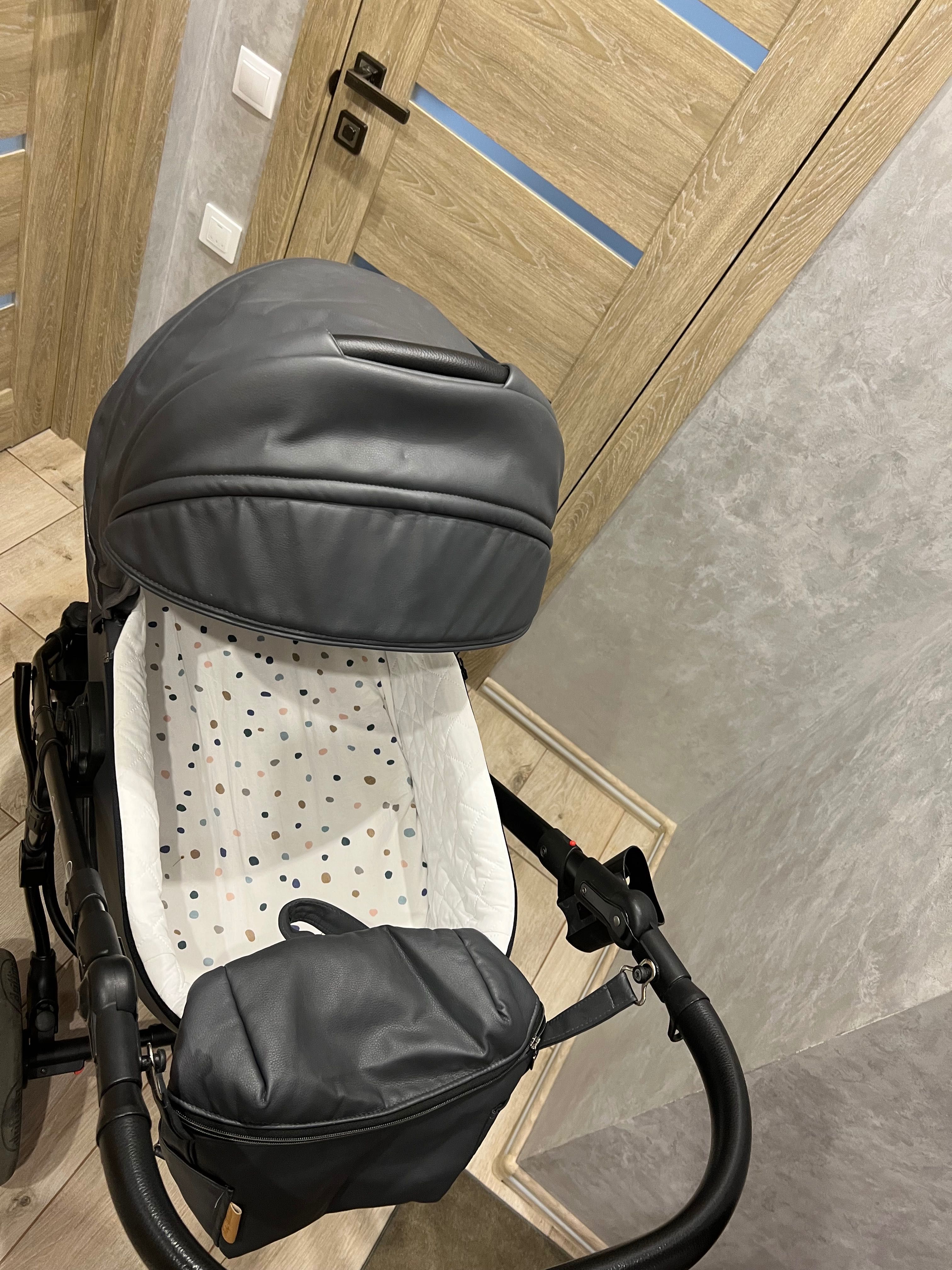 Коляска 3 в 1 Mikrus Onyx