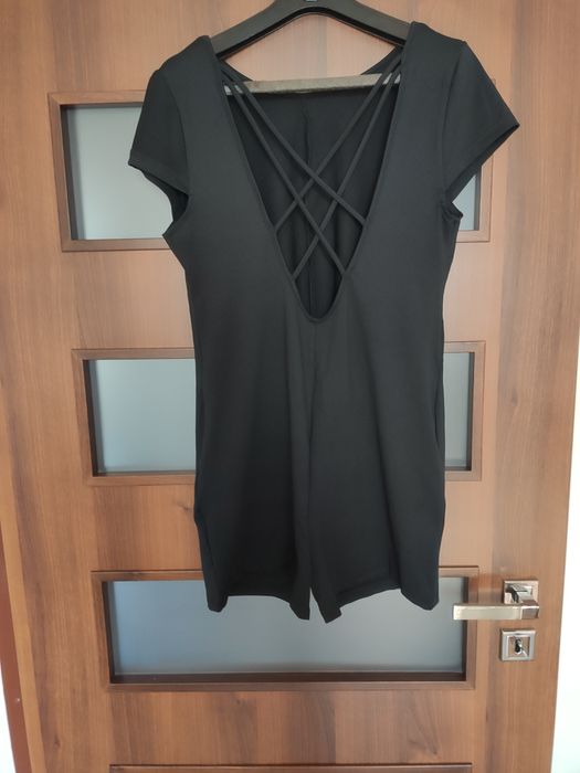 Kombinezon ciążowy z krzyżowaniem na plecach rozmiar M