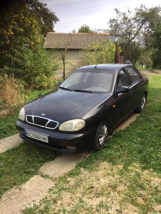 Легковий пвтомобіль Daewoo Lanos