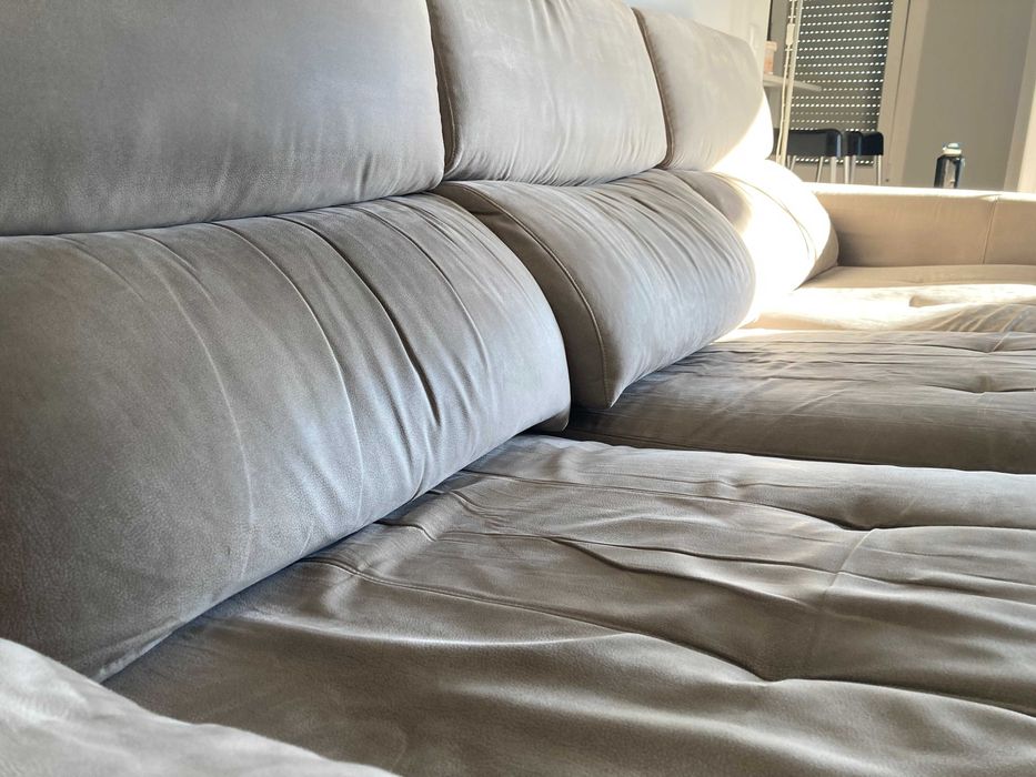 Sofá com chaise - Pedro Ortiz