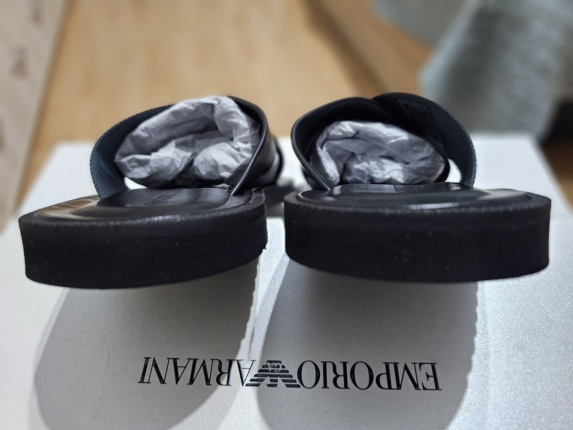 Klapki Emporio Armani r44, jak NOWE