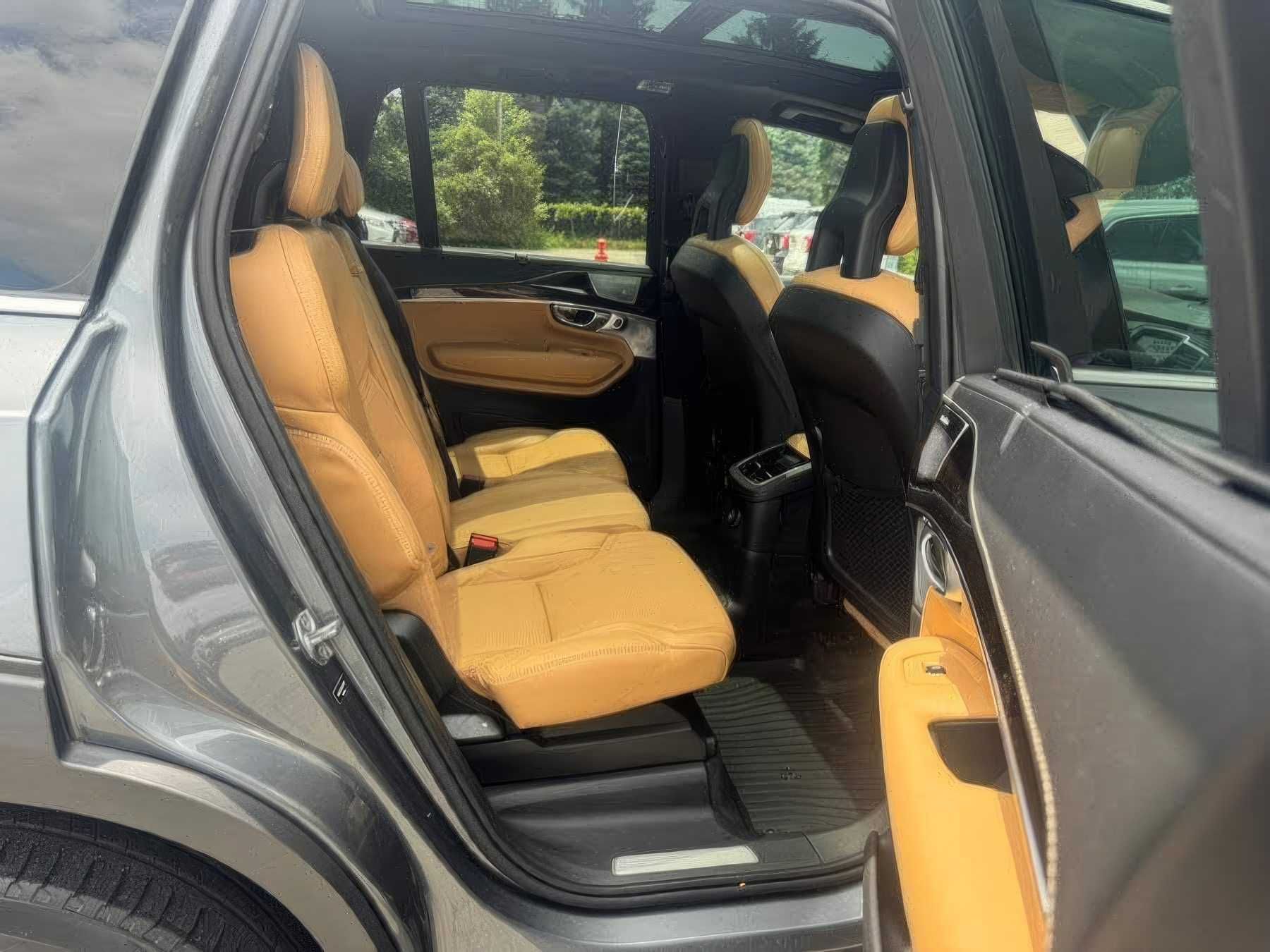 2017 Volvo XC90 Hybrid