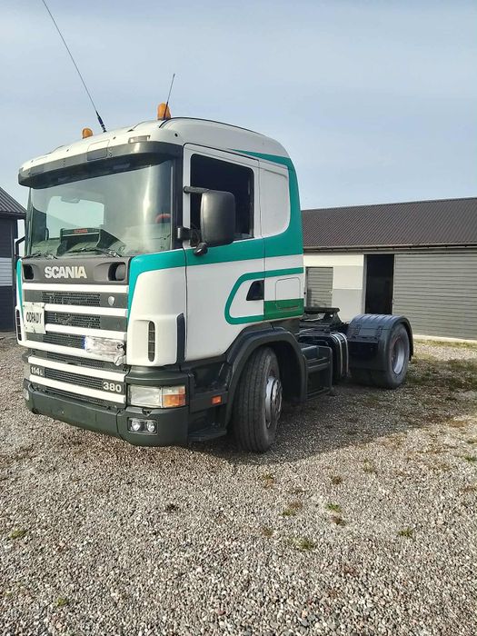 Scania 114 380km zestaw z naczepą