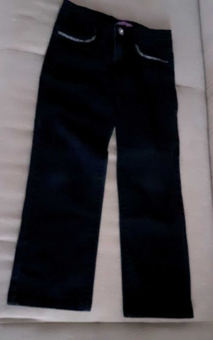 Czarne dzinsy dziewczęce