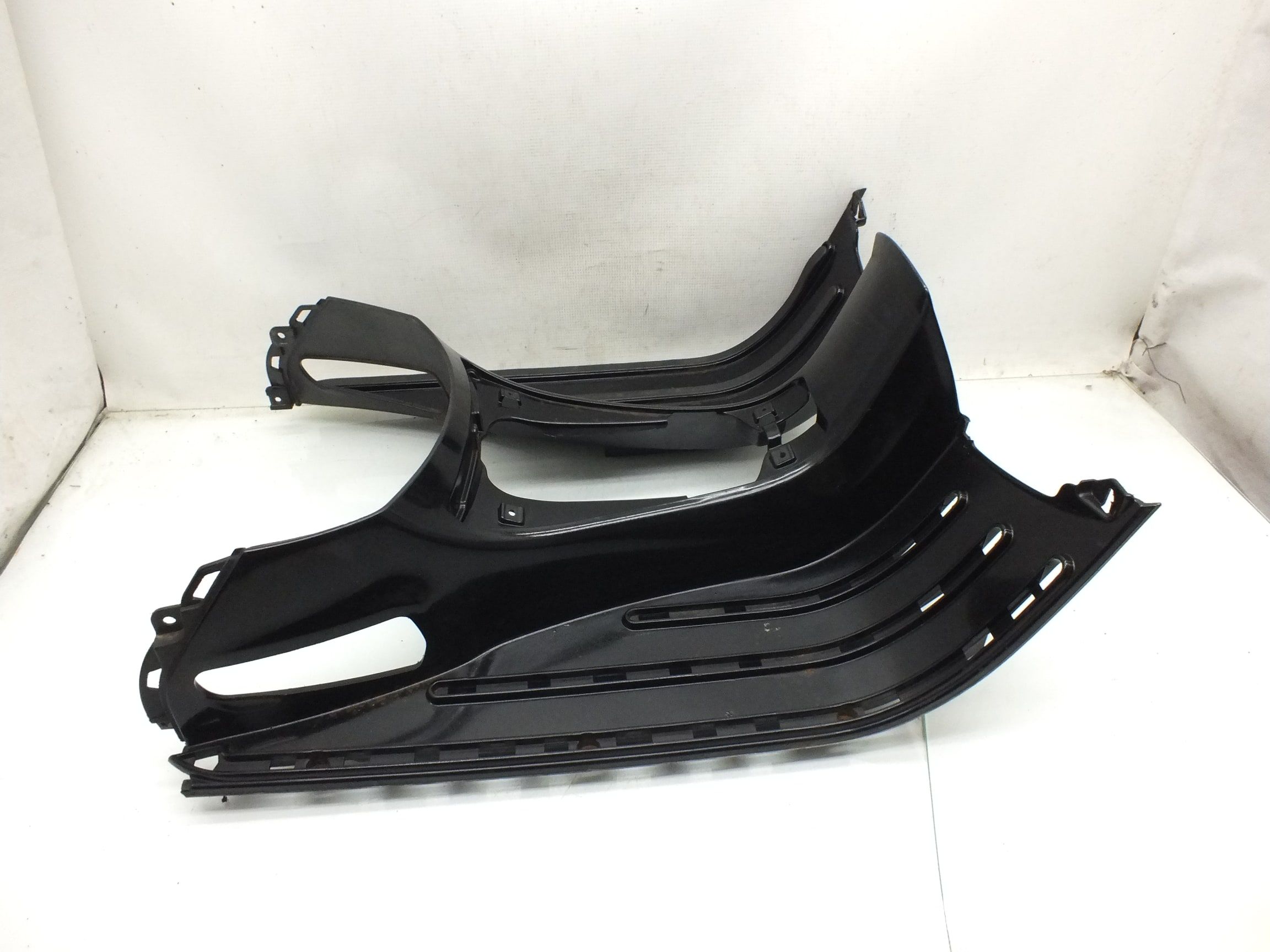 Podłoga Osłona Pod Nogi Piaggio Vespa 125 Gts Primavera
