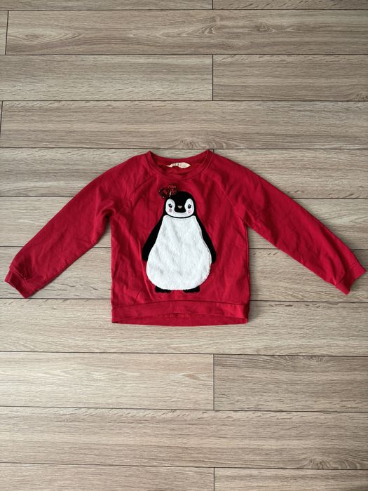 H&M czerwona bluza z pingwinkiem rozmiar 110/116cm.