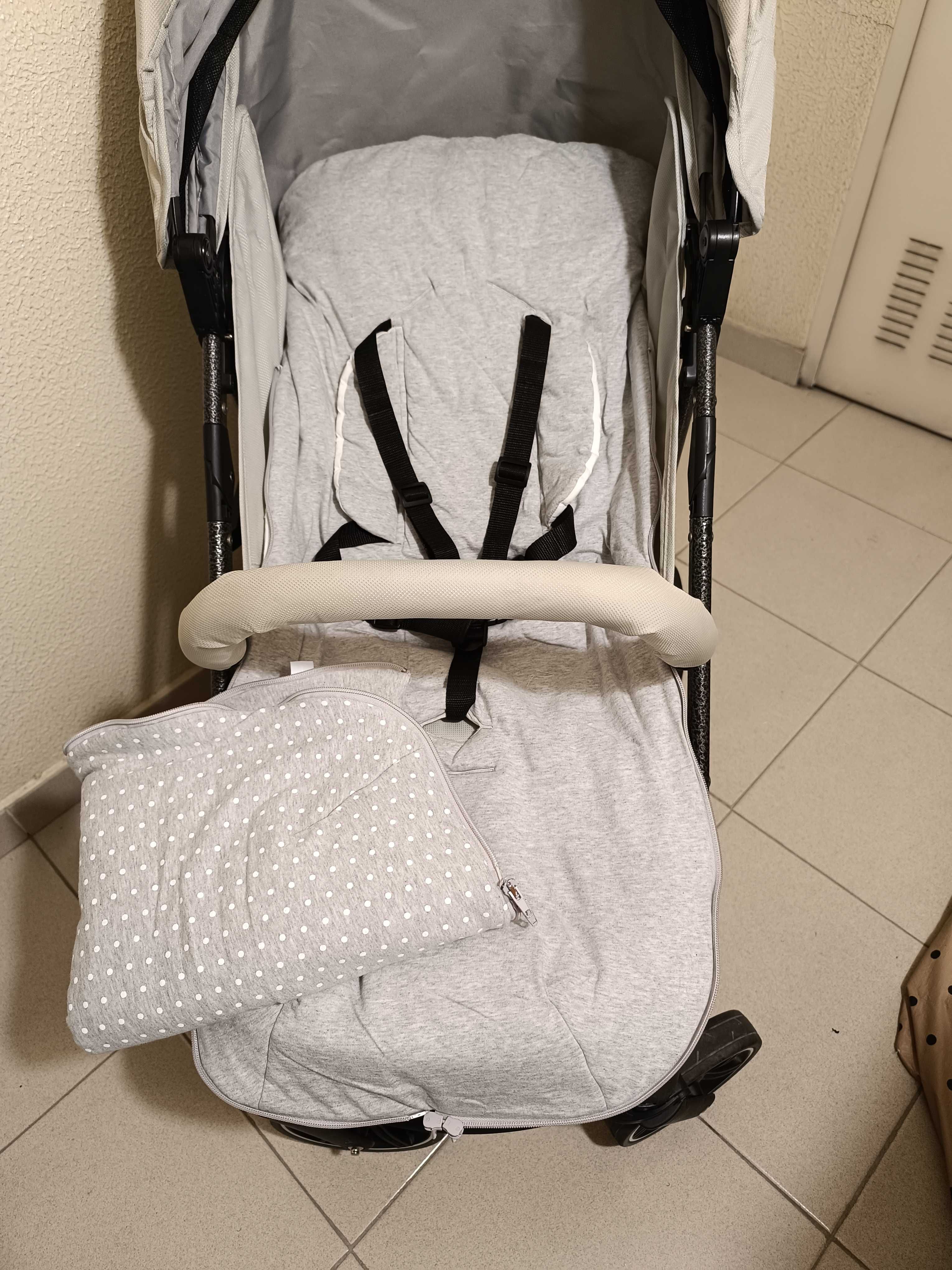 Carrinho com Ovo e base Isofix Hauck Rapid 4