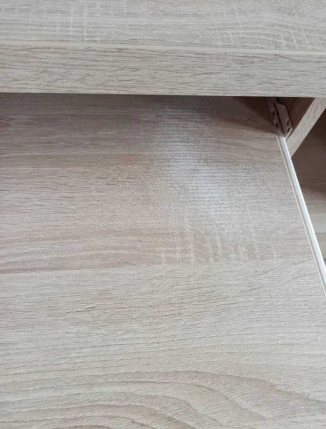 Biurko w kolorze jasny dąb