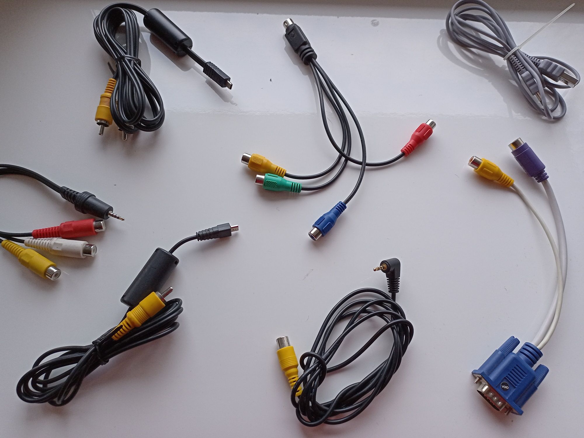 Переходники для регистраторов навигаторов s-video usb micro 2.5