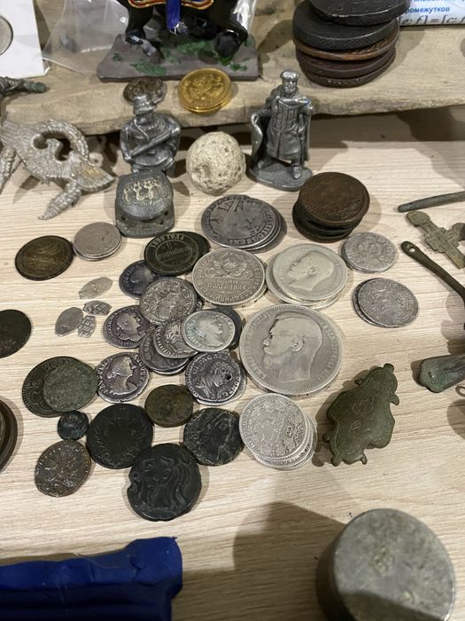 Розпродаж власної колекції