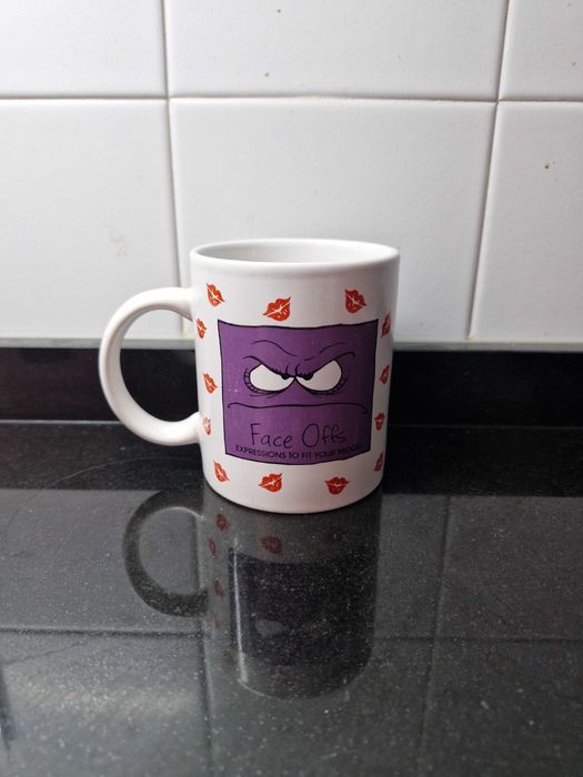 3 x Canecas com desenhos