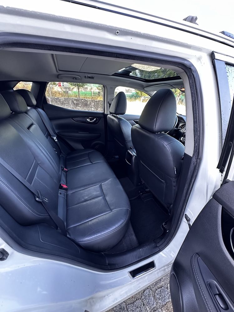 Nissan Qashqai Black Edition
