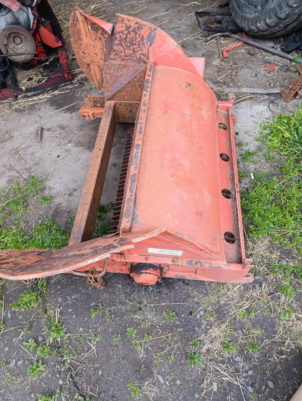 Січкарня до зерно збирального комбайна Massey Ferguson 186 187 206 240