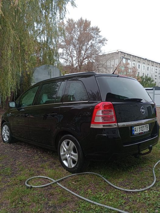 Продам Опель зафіра В