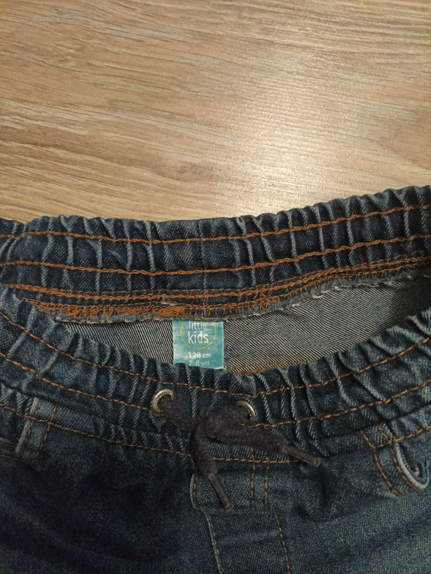 Spodnie jeansowe r.128