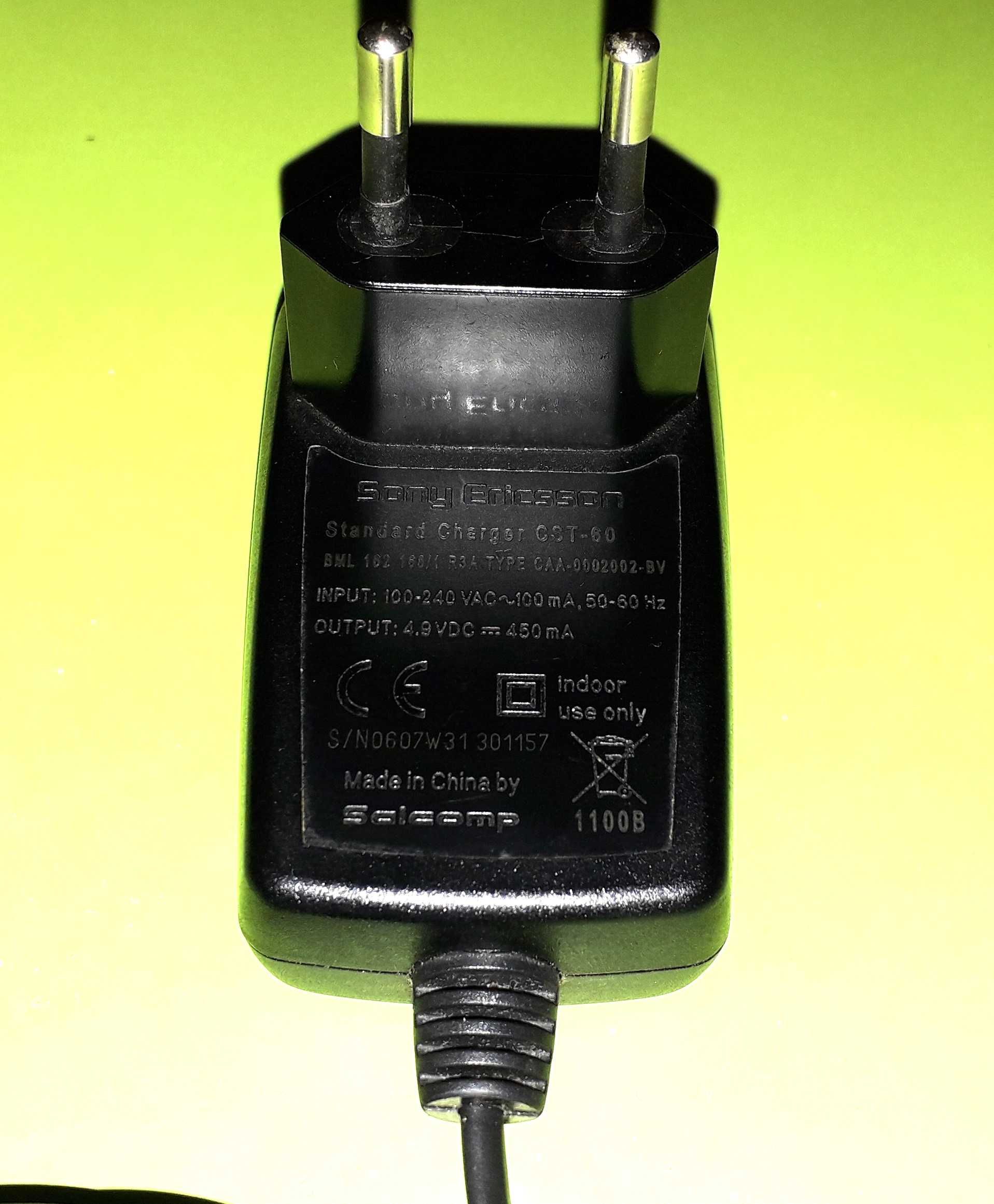 Сетевое зарядное устройство Sony Ericsson CST-60 оригинал