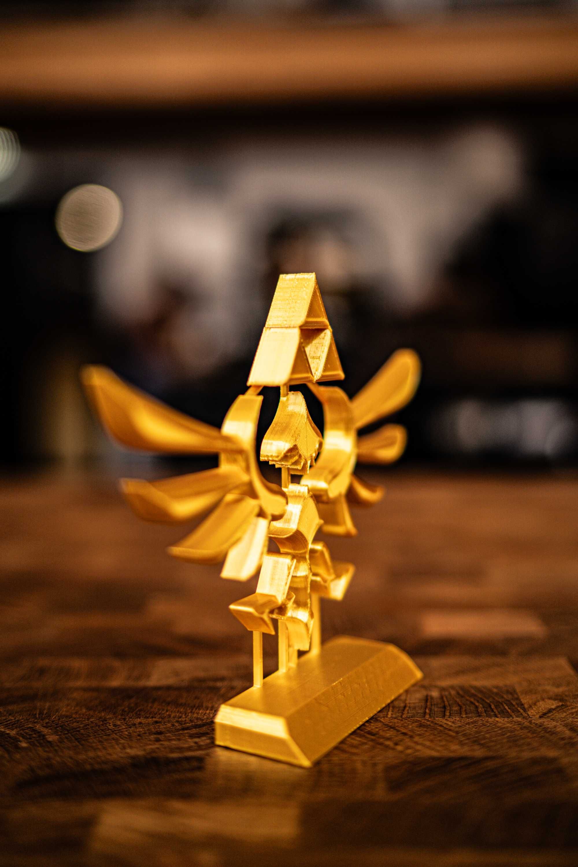15cm Zelda Triforce Hyrule figurine