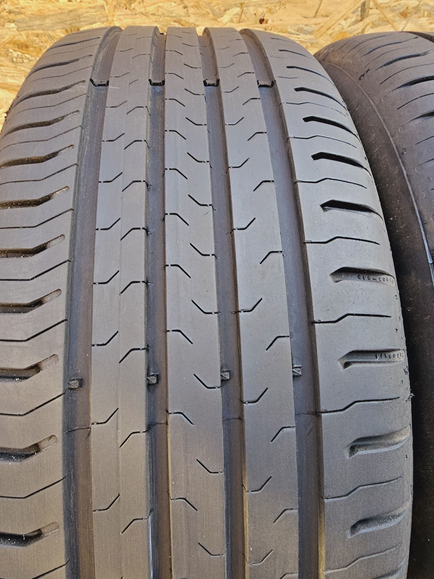 Idealne!!  7mm. 225/55 r17 XL Continetal ContiEcoContact 5.  0217