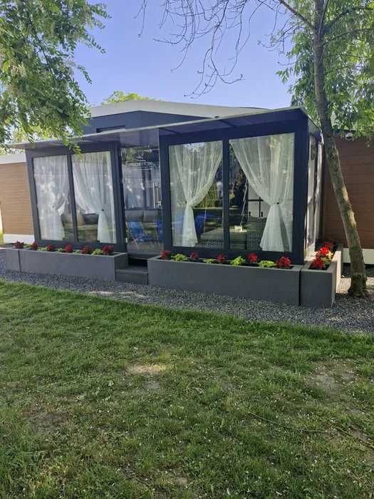 PoolBox Całoroczne ogrodowe Basen Bieżnia Przeciwprąd Sauna Jacuzzi