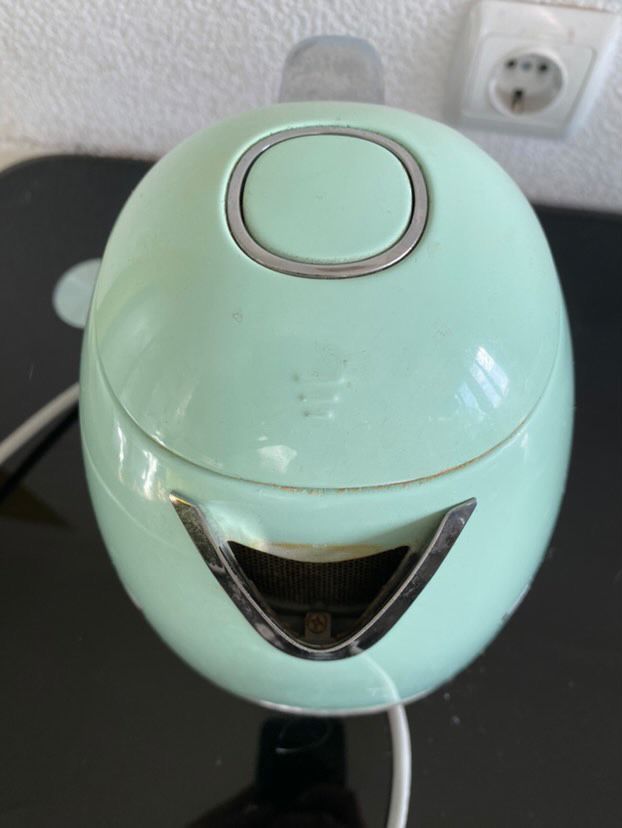 Чайник Smeg вживаний