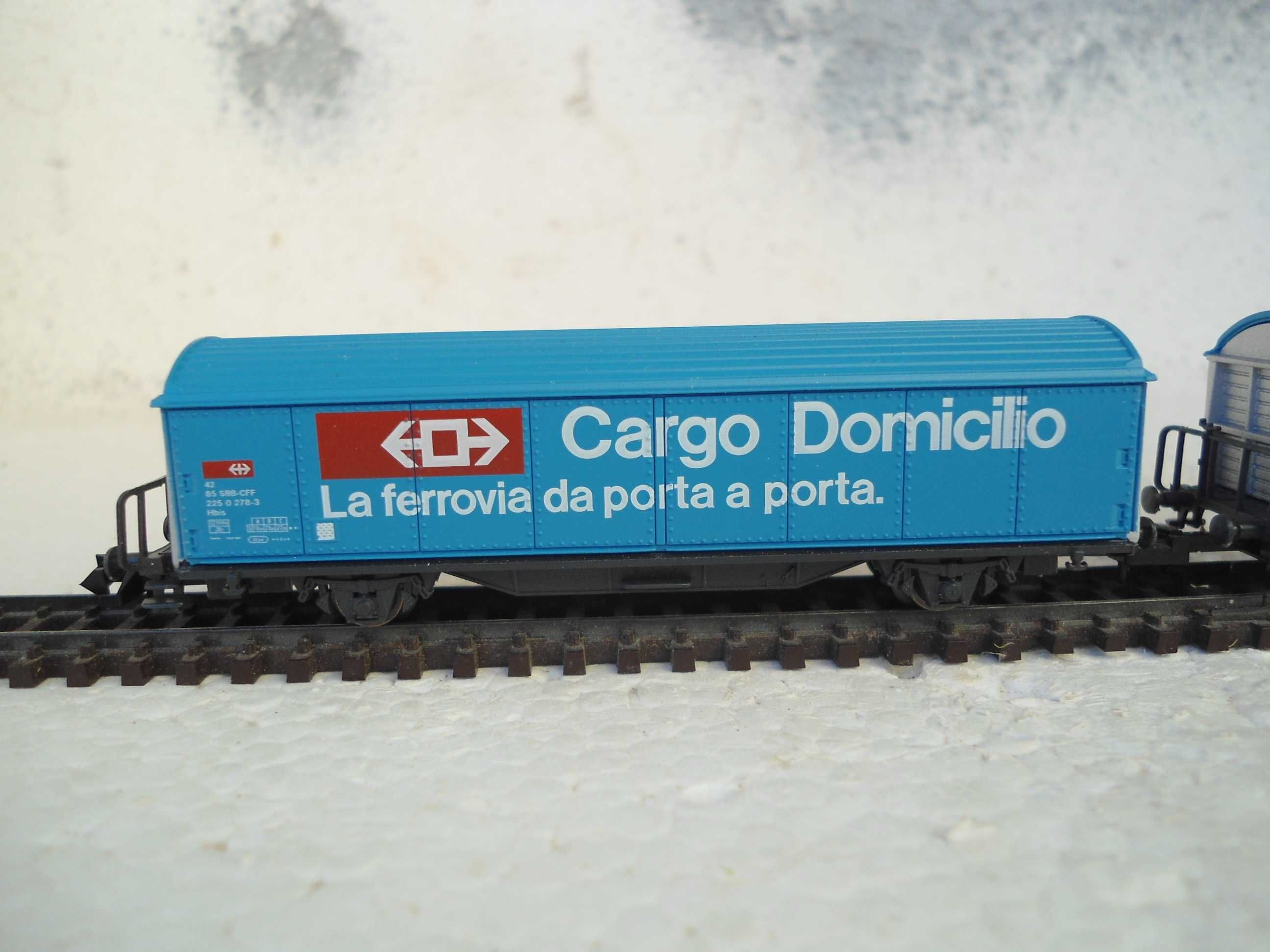 1:160 ROCO lote de 3 carruagens mercadorias Ferrovia porta a porta